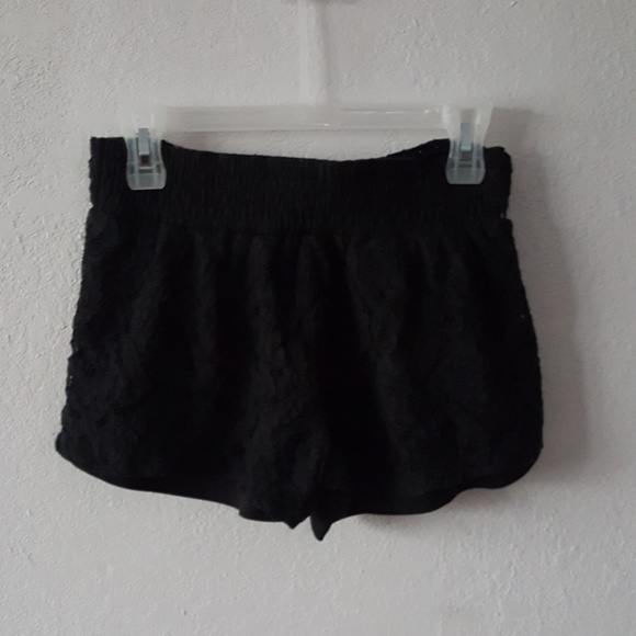 Black Lace Shorts - Picture 4 of 4